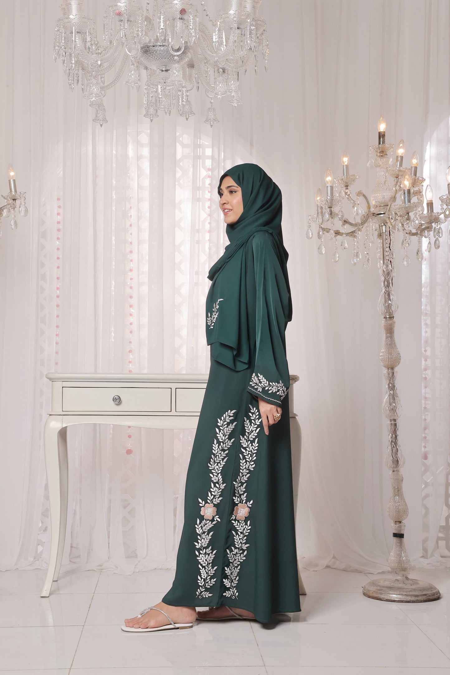 Ahlam Abaya