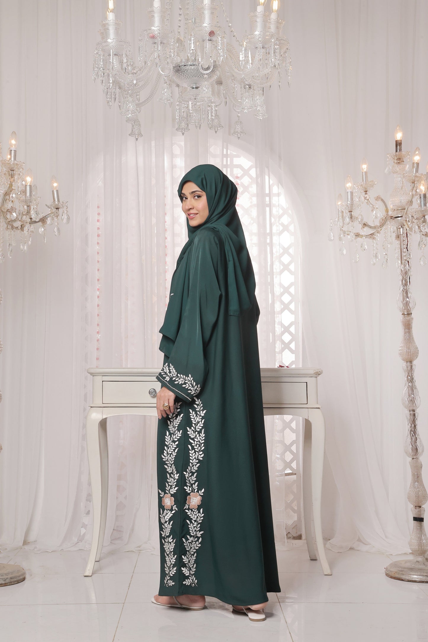 Ahlam Abaya